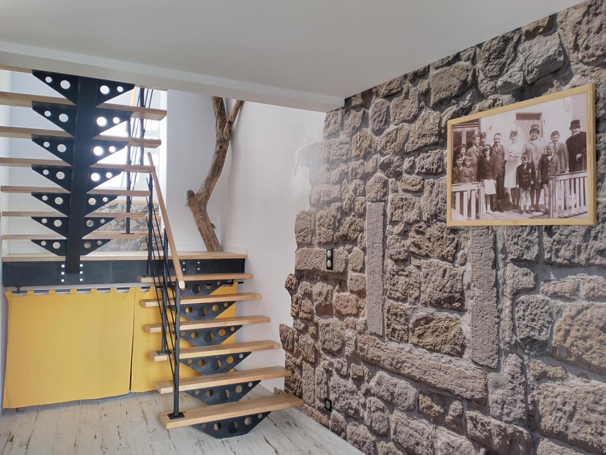 Villa Sur La Route Du Pont Neuf à Sauvain Extérieur photo